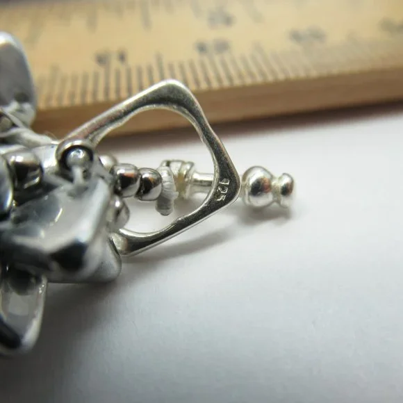 Handwoven spiky silver triangle bracelet - Picture 10 of 12